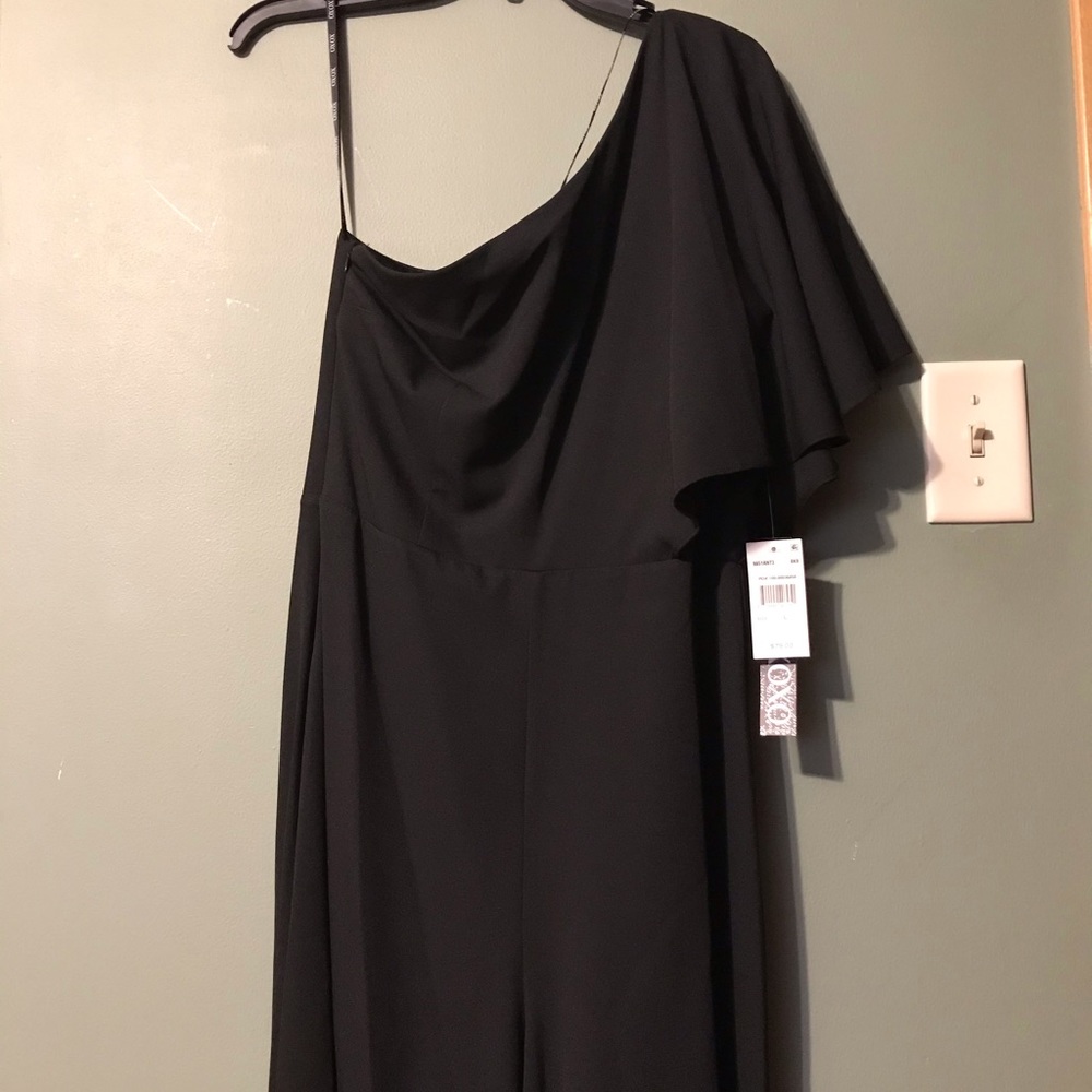 Jumper - Picture 2 of 2